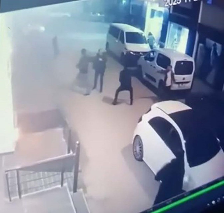 Otel sahibi baba ve oğlunun öldürüldüğü cinayet anı kamerada - Resim: 2