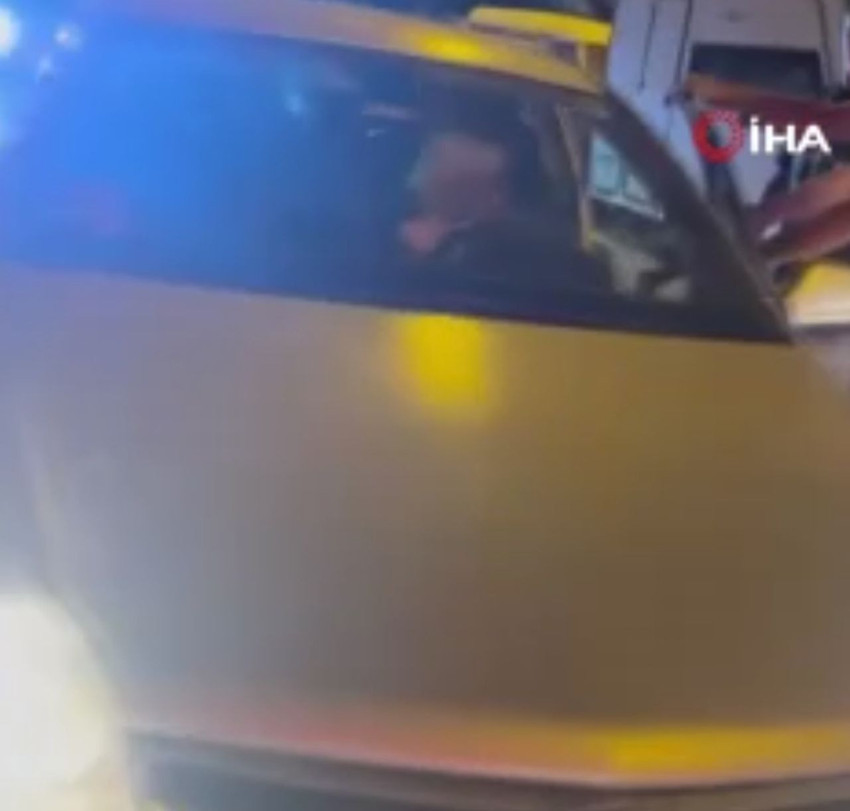 Alkollü olduğu iddia edilen kadın sürücü ortalığı birbirine kattı - Resim: 1