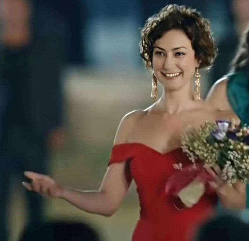 Kara Melek'in Yasemin'i Sanem Çelik, ekranlara Melis Sezen ile birlikte geri döndü - Resim: 2