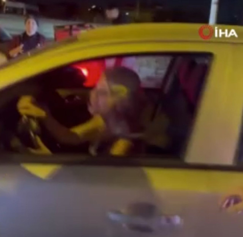 Alkollü olduğu iddia edilen kadın sürücü ortalığı birbirine kattı - Resim: 4