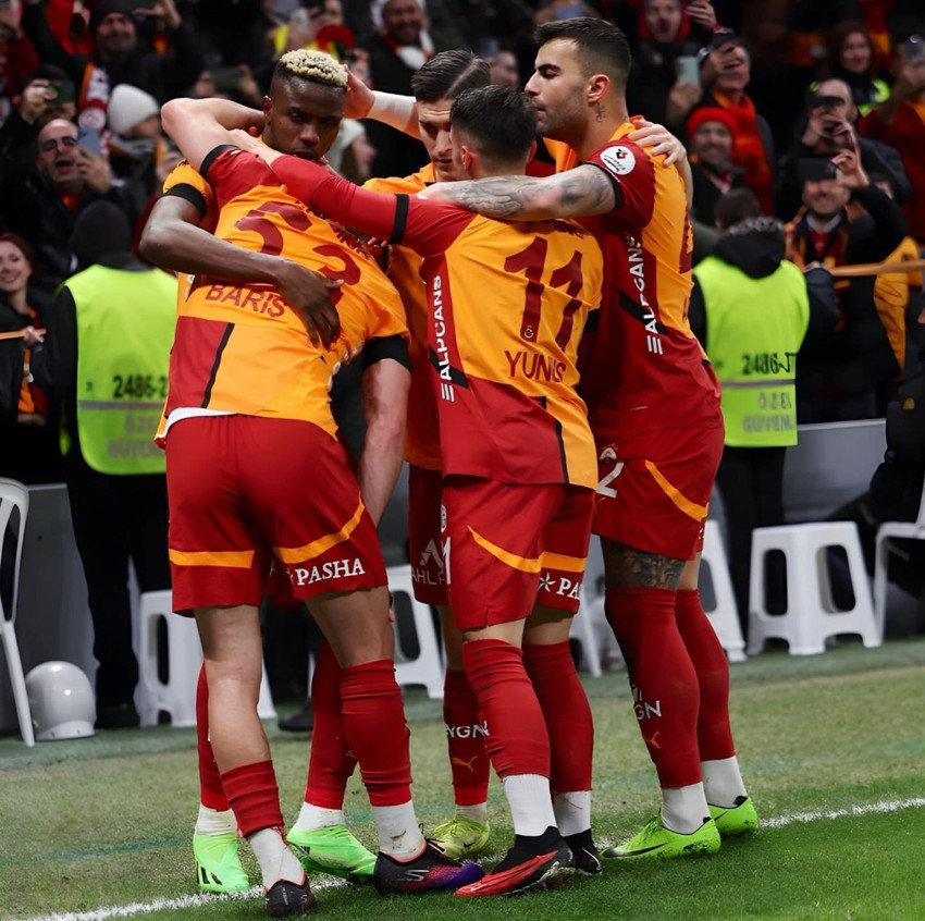 Galatasaray'da Victor Osimhen transferinin hala neden gerçekleşmediği belli oldu - Resim: 1