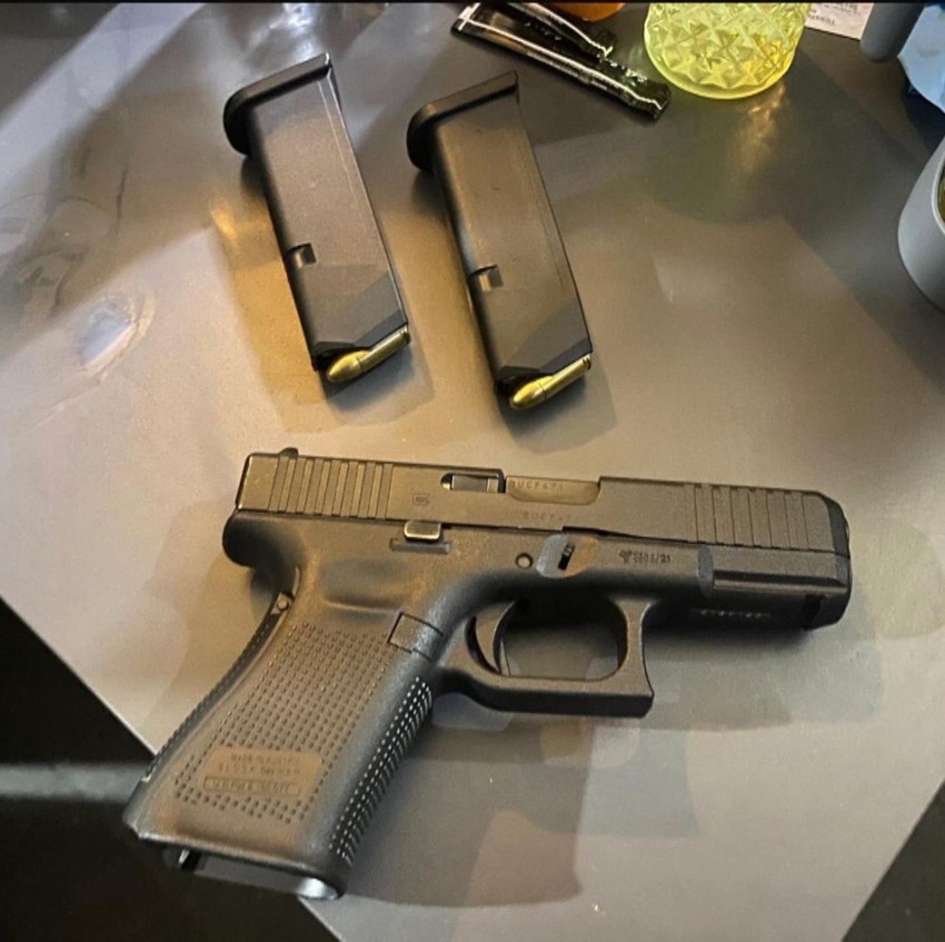 Uyuşturucu soruşturmasında gözaltına alınan ünlü şarkıcı tutuklandı - Resim: 3