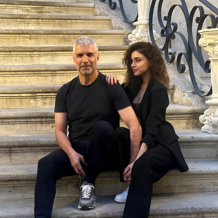 Özcan Deniz'in eşi kayınvalidesinden dayak mı yedi? - Resim: 2