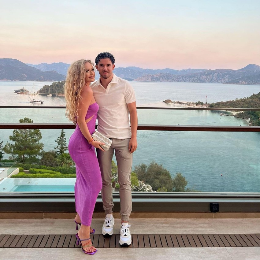 Milli futbolcu Ferdi Kadıoğlu'ndan romantik evlenme teklifi - Resim: 2