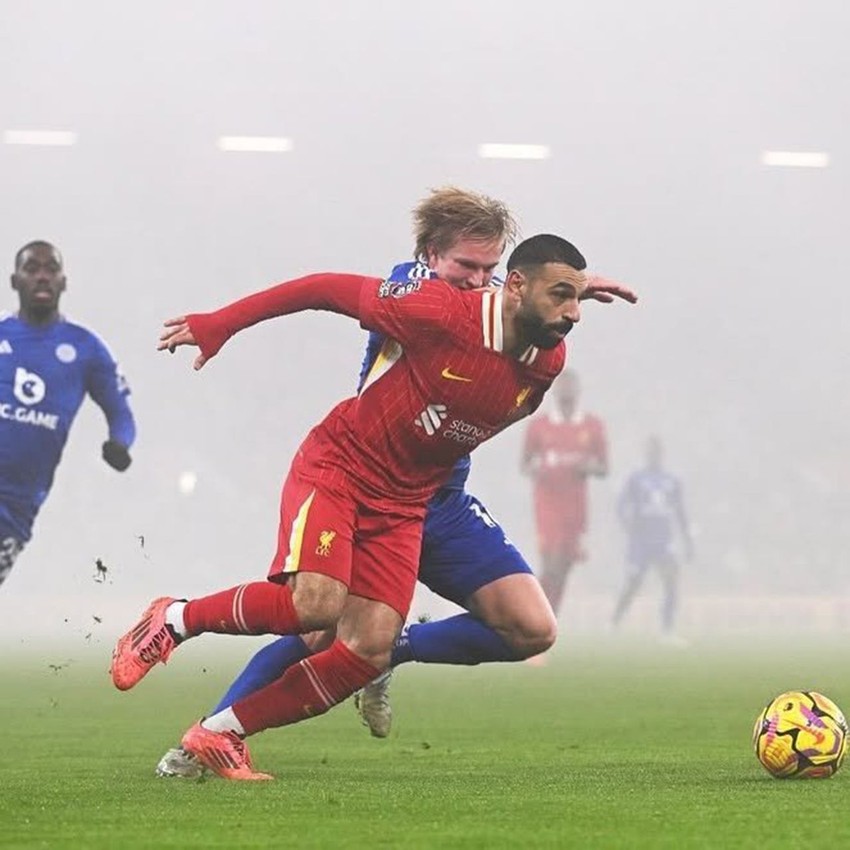 45 maç, 32 gol, 22 asistlik gol makinesi Mohamed Salah imzayı attı - Resim: 1