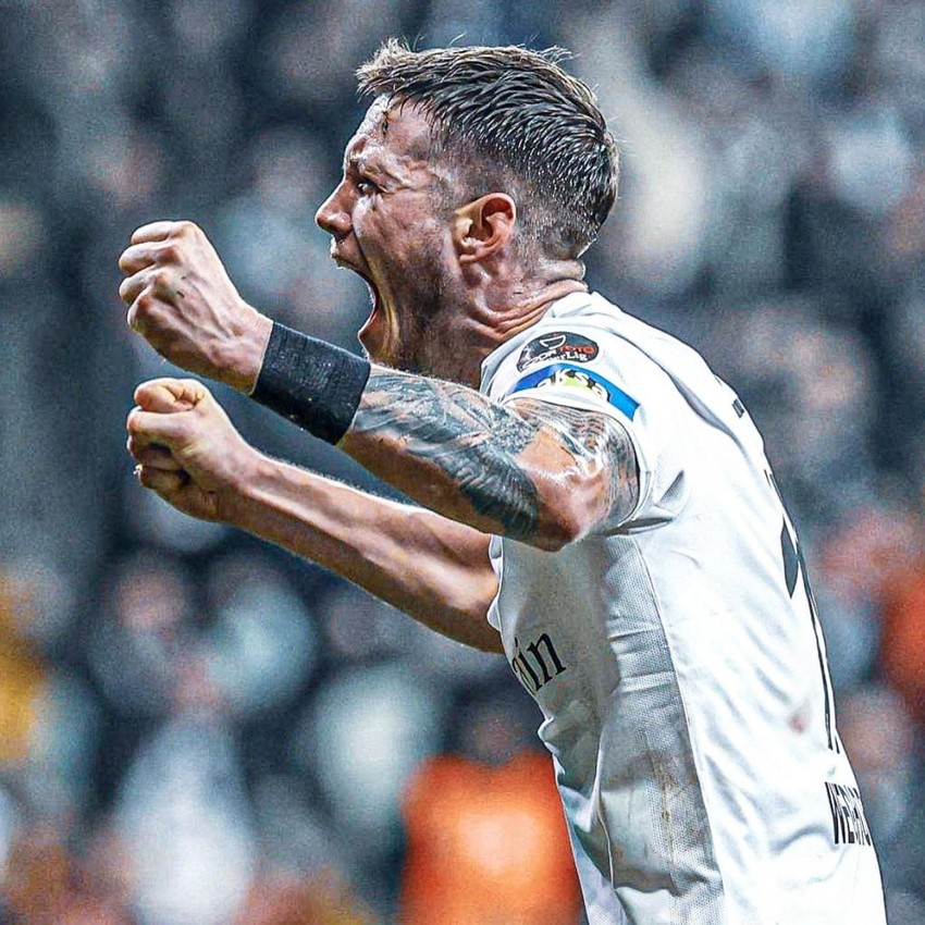 32 yaşındaki Wout Weghorst Türkiye'ye geri dönüyor - Resim: 1