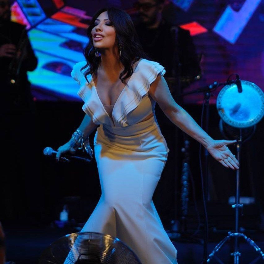 25 kilo verip bambaşka bir görünüme kavuşan Işın Karaca zayıflama sırrını açıkladı - Resim: 3