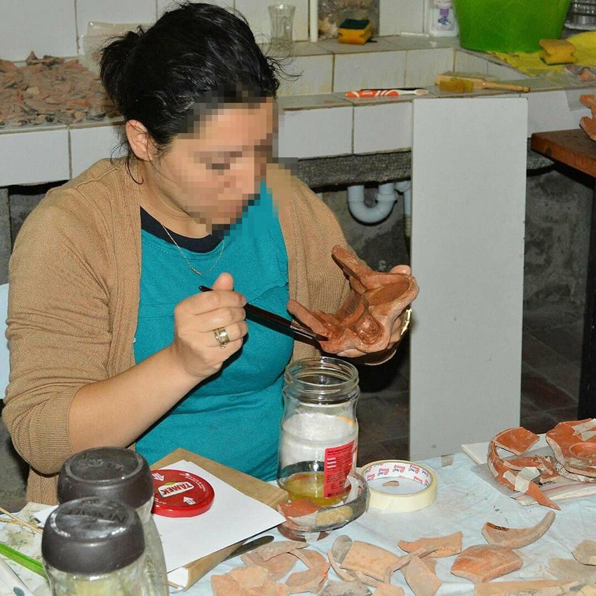 Yine bir kadın yine şüpheli ölüm! Güvenlik kamerası görüntüleri ortaya çıktı - Resim: 2