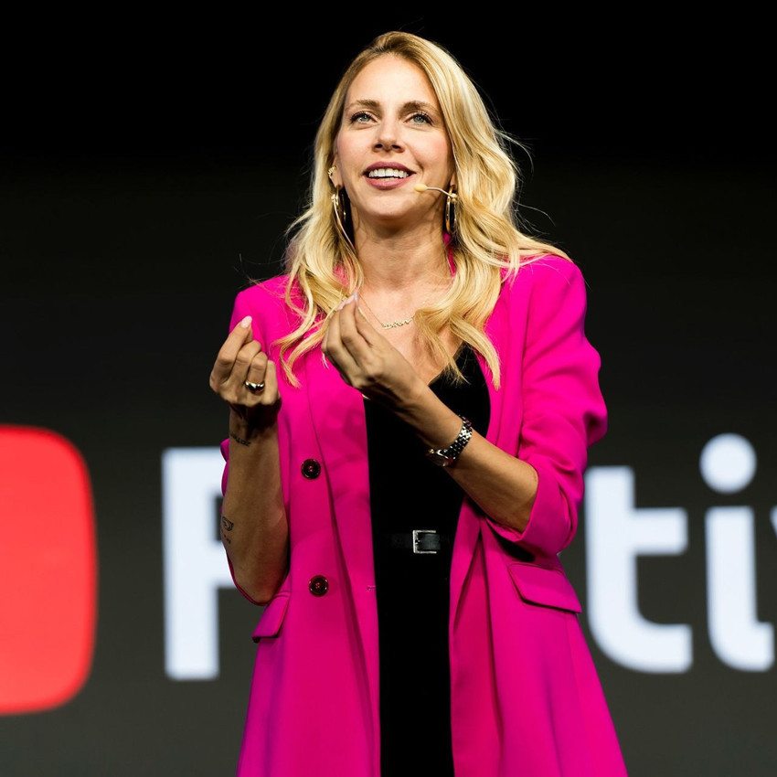 Melis İşiten ile Atakan Özkaya aşk mı yaşıyor? - Resim: 1