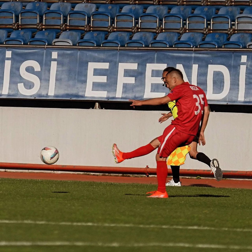 Tam 16 kilo verip bambaşka bir görüntüye kavuşan ünlü oyuncu sırrını ilk kez açıkladı! - Resim: 2