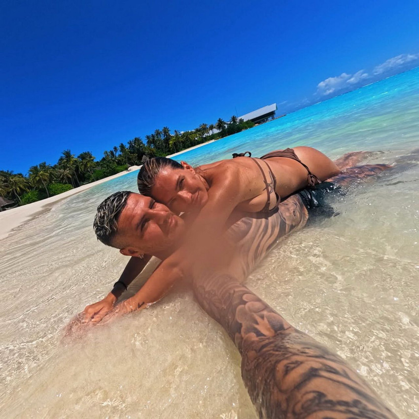 Mauro Icardi ile China Suarez'in Maldivler tatilindeki sansürlü paylaşımı sosyal medyayı salladı - Resim: 4