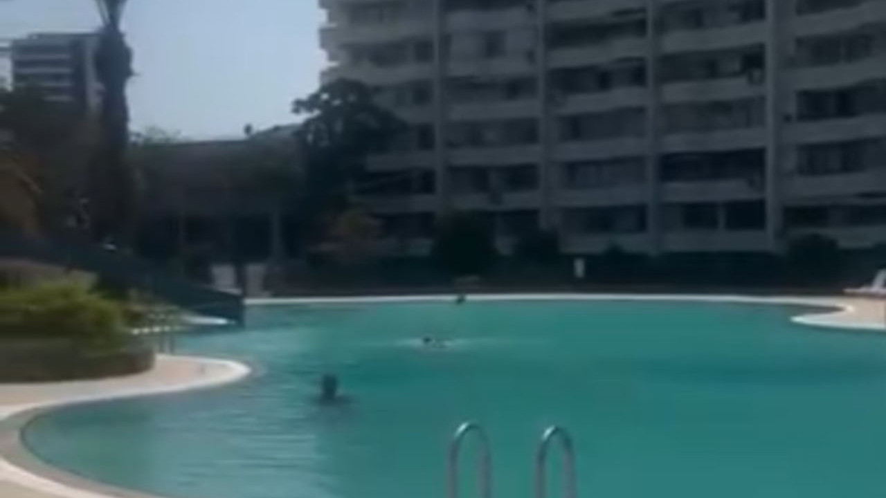 Mersin'de bir sitede haşema giyen bir kadının havuz kenarından uzaklaştırılmak istenmesiyle ilgili yaşanan tartışmayı gösteren temsili görsel.