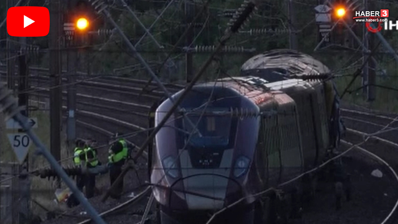 İngiltere'de tren kazası sonrası enkazdan görüntüler.
