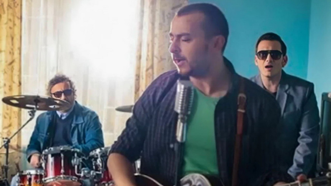Leyla The Band grubunun 13 yıl aradan sonra sahneye döndüğü konserden bir görüntü.