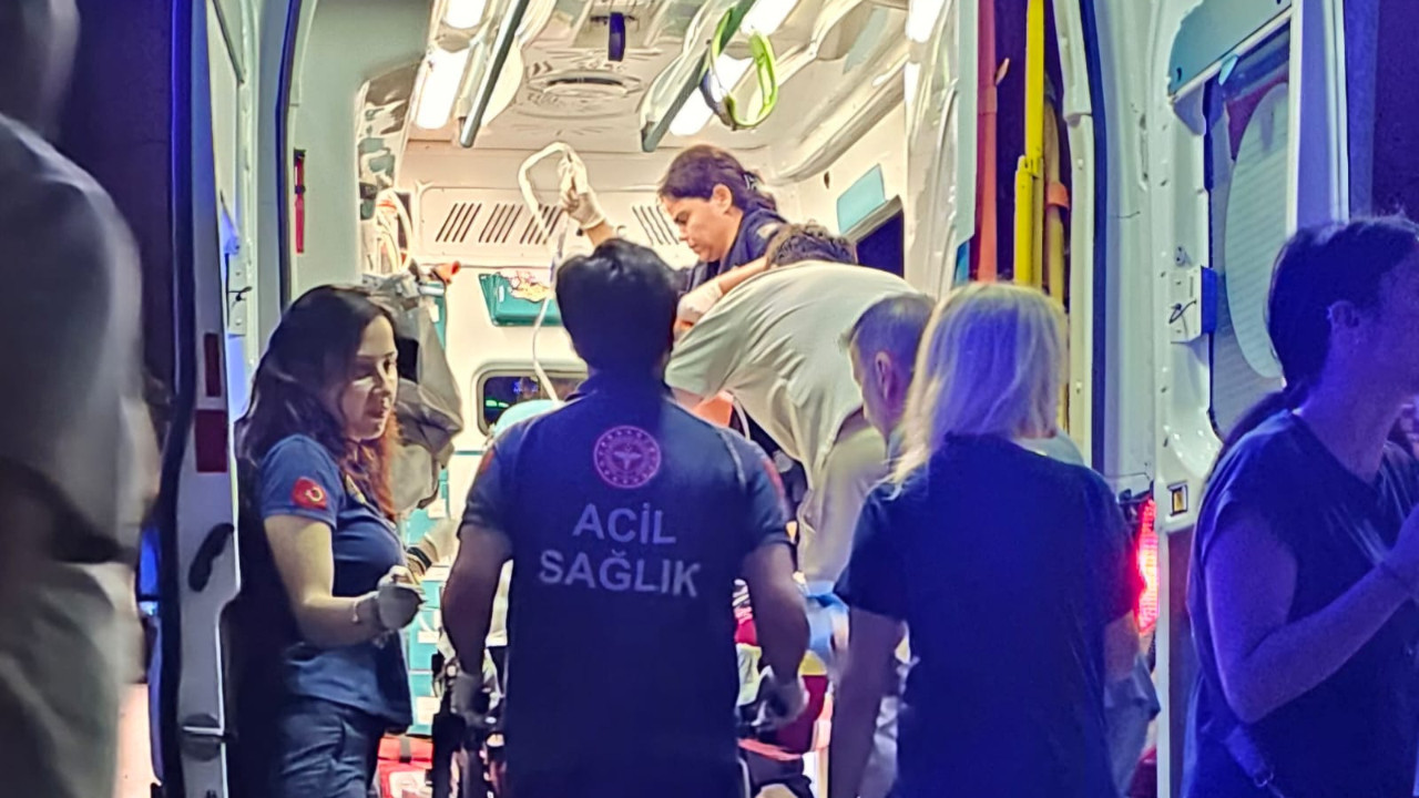 Sapanca'da bir bungalov tesisinin havuzunda hayatını kaybeden 5 yaşındaki çocuğun cansız bedeni.