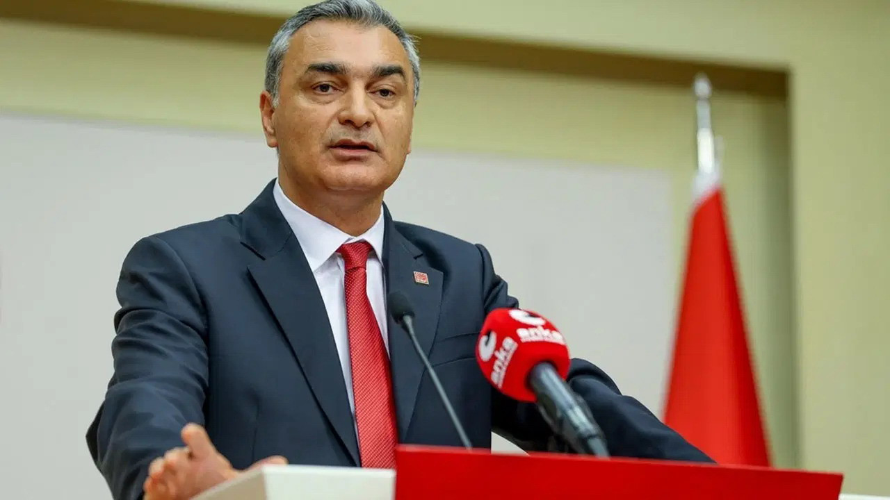 Beyoğlu Belediye Başkanı İnan Güney'in tahliye edilmesini gösteren sembolik bir görsel.