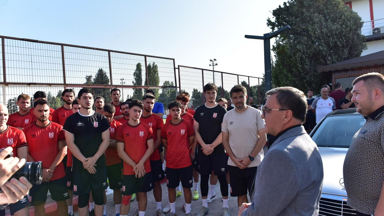 Balıkesirspor sezon açılışı ve ilk antrenmanından genel görünüm