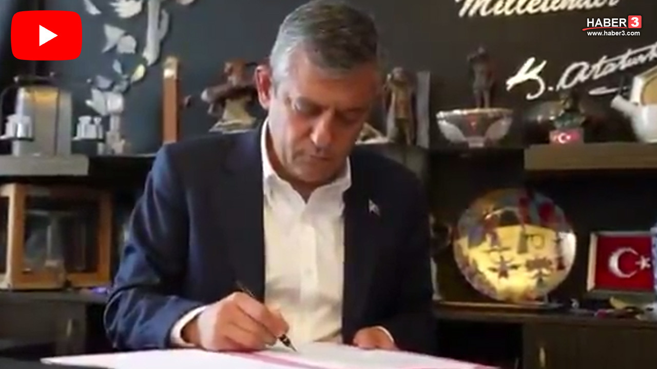 CHP'den ayrılan 91 milletvekilinin yeni parti kurduğuna dair haber başlığı.