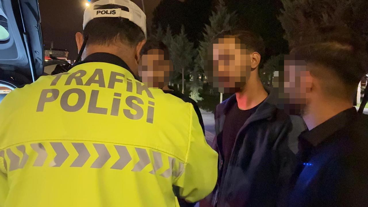 Kazaya karışan alkollü sürücüyü kuzeni yaktı! Ehliyetine 2038'e kadar el konuldu
