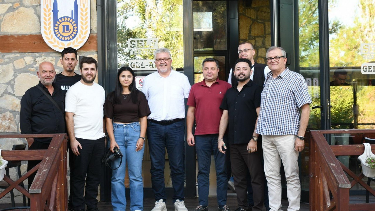 Lüleburgaz Belediye Başkanı Gerenli yerel gazete ve ajans temsilcileri ile buluştu