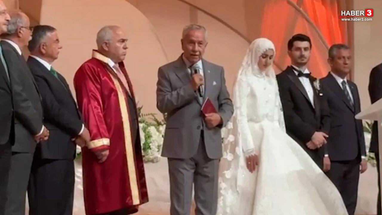 Bülent Arınç'ın bu sözleri Cumhurbaşkanlığı Külliyesi'nde yankılandı, ortalık fena karıştı!