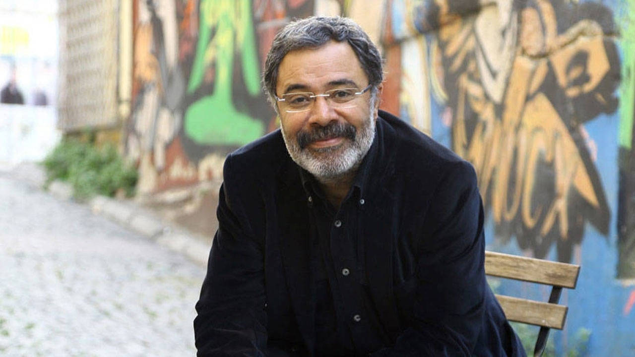 Ahmet Ümit isya etti:''Sis ve Gece romanım izinsiz dizi yapıldı