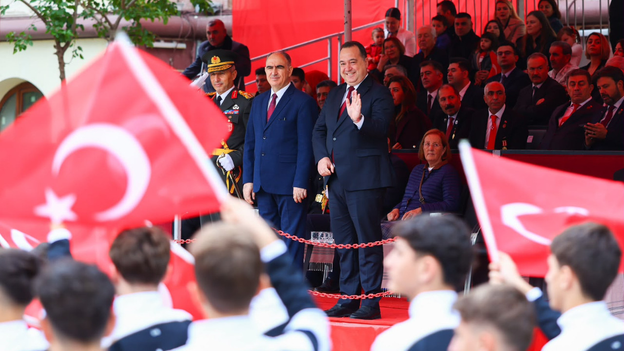 Manisa’da Cumhuriyet Bayramı coşkuyla kutlandı