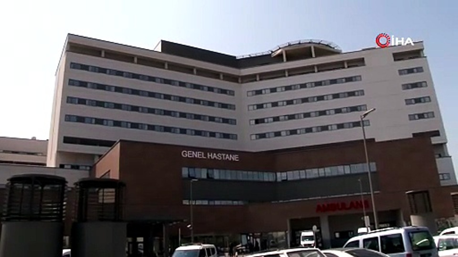 Hastanede dehşet anları: Kızını vurmaya geldi, saklandığı odada yakalandı!