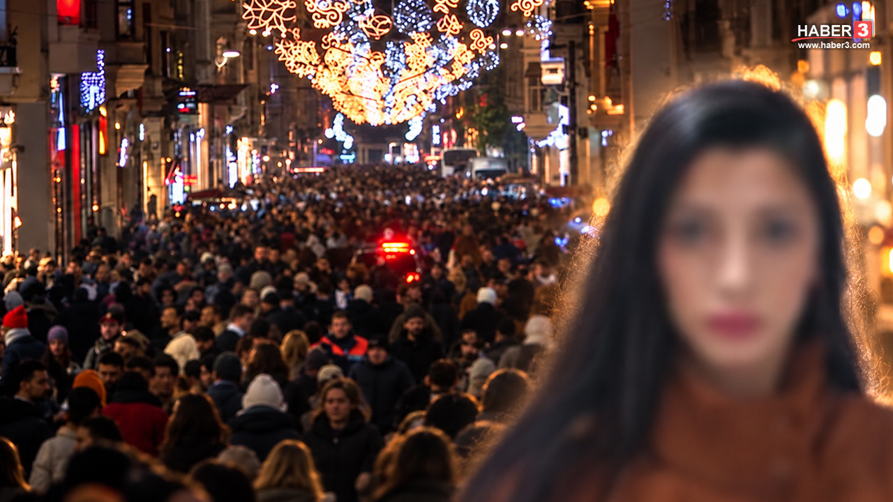 Taksim'de polisi harekete geçiren dans şovu! Gözaltına alındı